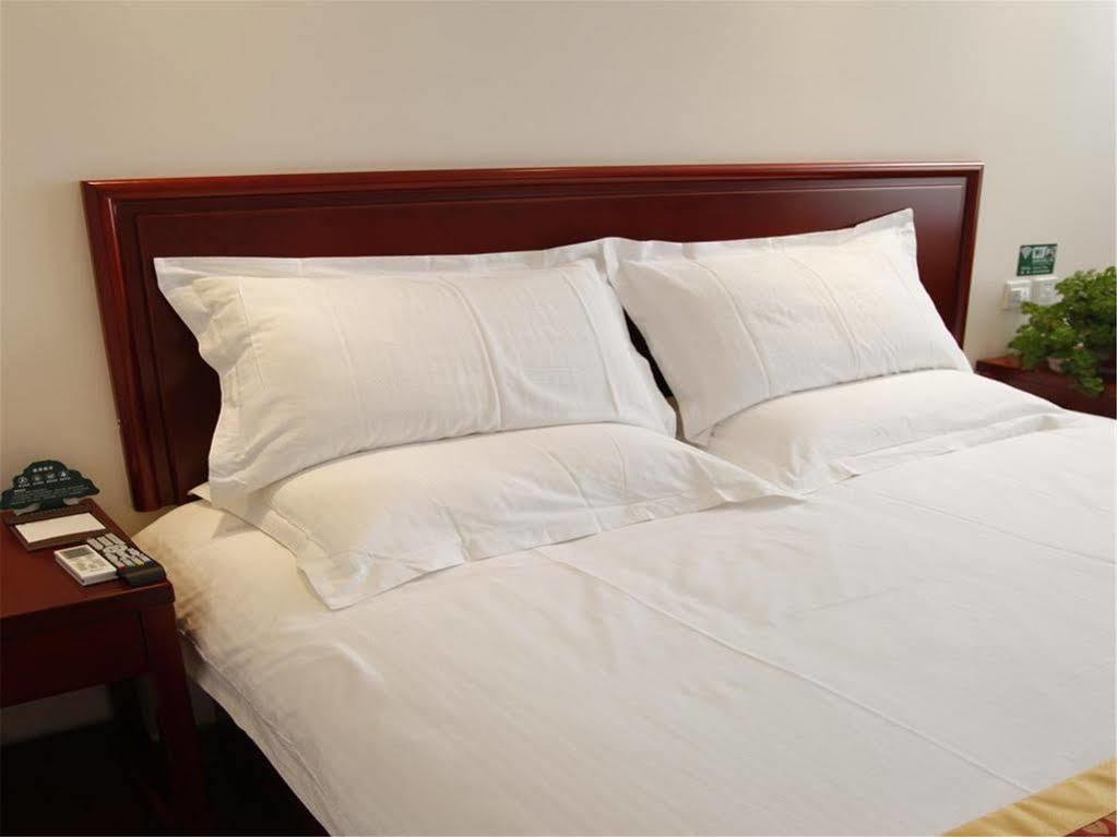 Greentree Alliance Beijing Film Academy Hotel Екстериор снимка